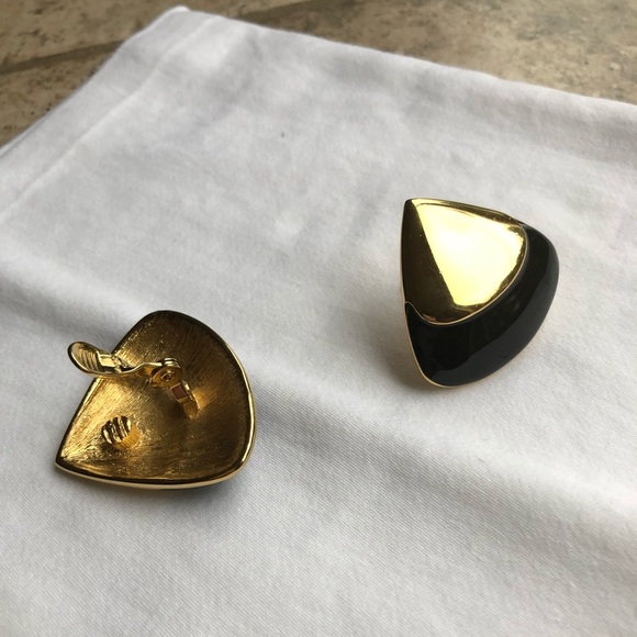 80’s Monet Black Enamel and Gold Tone Earrings - Picture 3 of 5